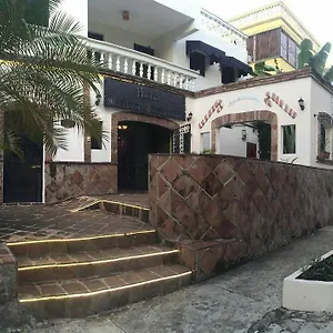 Отель Maison Gautreaux
